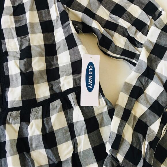 Old Navy | Buffalo Plaid Check Bound Collar Blouse - Picture 4 of 8